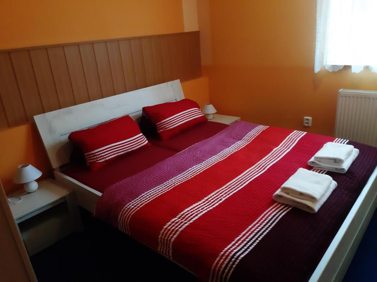 Pension Kobr Vrchlabí Exterior foto